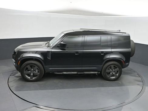 Used 2025 Land Rover Defender 110 S AWD/4WD image 35