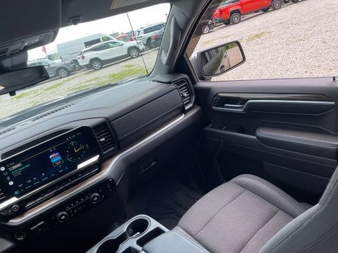 Used 2022 Chevrolet Silverado 1500 LT w/ Convenience Package II AWD/4WD image 23