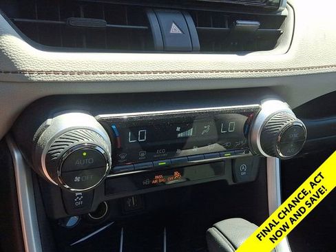 Used 2024 Toyota RAV4 XLE w/ Convenience Package FWD image 18
