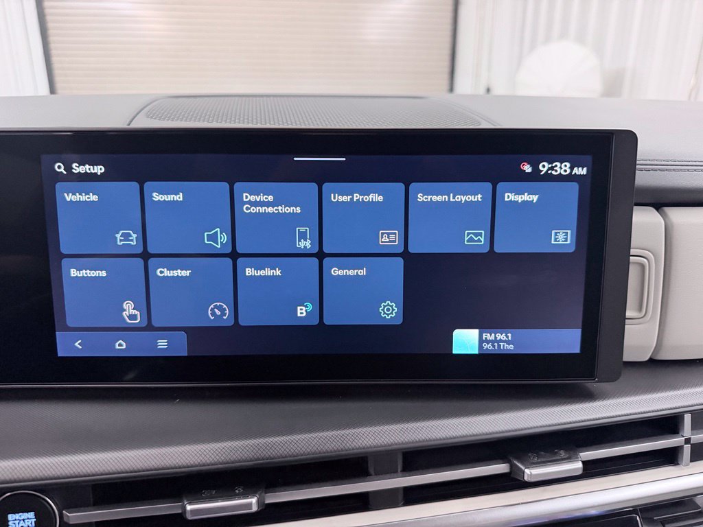Used 2025 Hyundai Santa Fe SEL FWD image 20