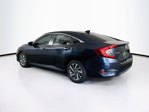 Used 2018 Honda Civic EX image 5