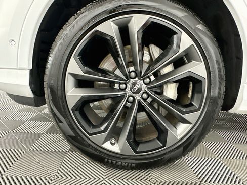 Used 2025 Audi Q7 3.0T Premium Plus w/ Premium Plus Package AWD/4WD image 39