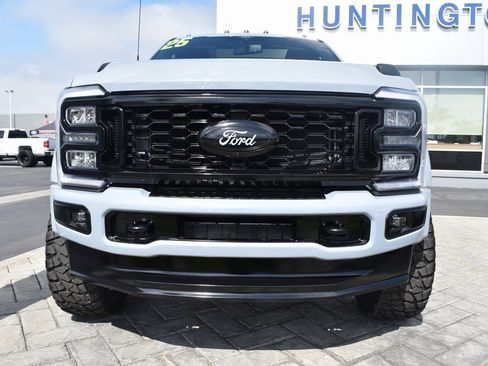 Used 2025 Ford F450 Lariat w/ FX4 Off-Road Package image 35