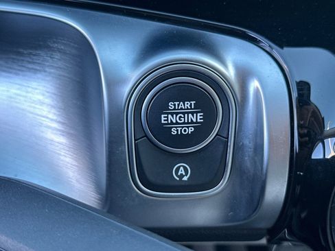 Certified 2022 Mercedes-Benz GLB 250 image 20