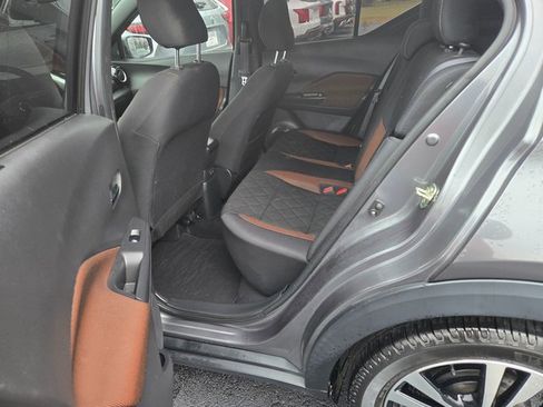 Used 2020 Nissan Kicks SR image 17