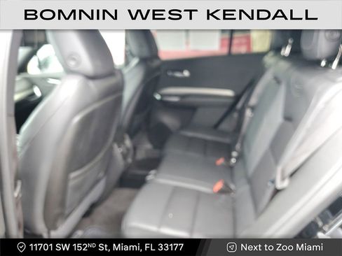 Used 2023 Cadillac XT4 Premium Luxury image 10