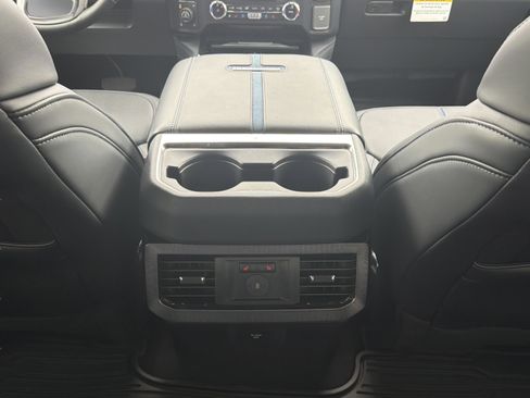 New 2026 Ford F250 Platinum w/ Tremor Off-Road Package AWD/4WD image 18