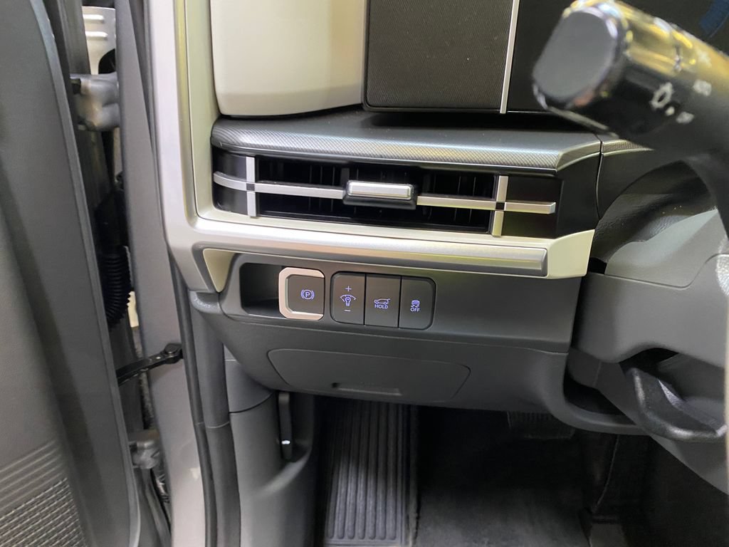 Used 2026 Hyundai Santa Fe SEL FWD image 36