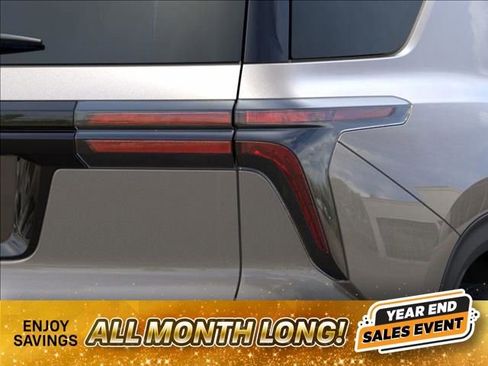 New 2026 Chevrolet Traverse Z71 w/ Driver Confidence Package image 11