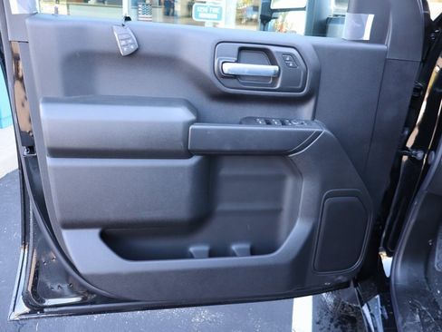 New 2025 Chevrolet Silverado 2500 Custom w/ Custom Value Package image 3