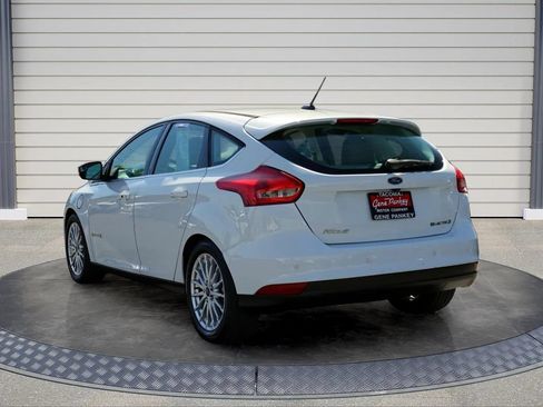 Used 2016 Ford Focus Electric Hatchback FWD image 5