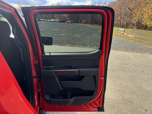 Used 2022 Ford F150 XLT w/ Equipment Group 302A High image 15