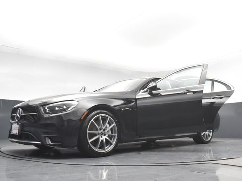 Used 2021 Mercedes-Benz E 450 4MATIC Sedan w/ Premium Package image 30
