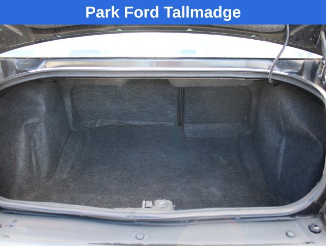 Used 2012 Dodge Challenger R/T RWD image 4