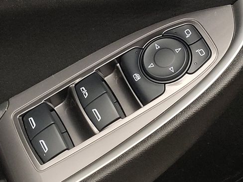 Used 2025 Chevrolet Malibu LT FWD image 27
