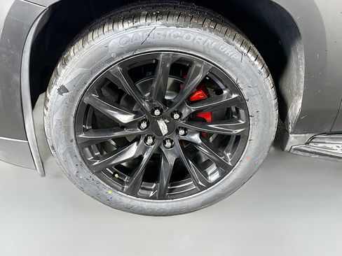 Used 2018 Cadillac Escalade Luxury image 37