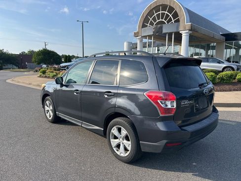 Used 2015 Subaru Forester 2.5i Limited AWD/4WD image 5