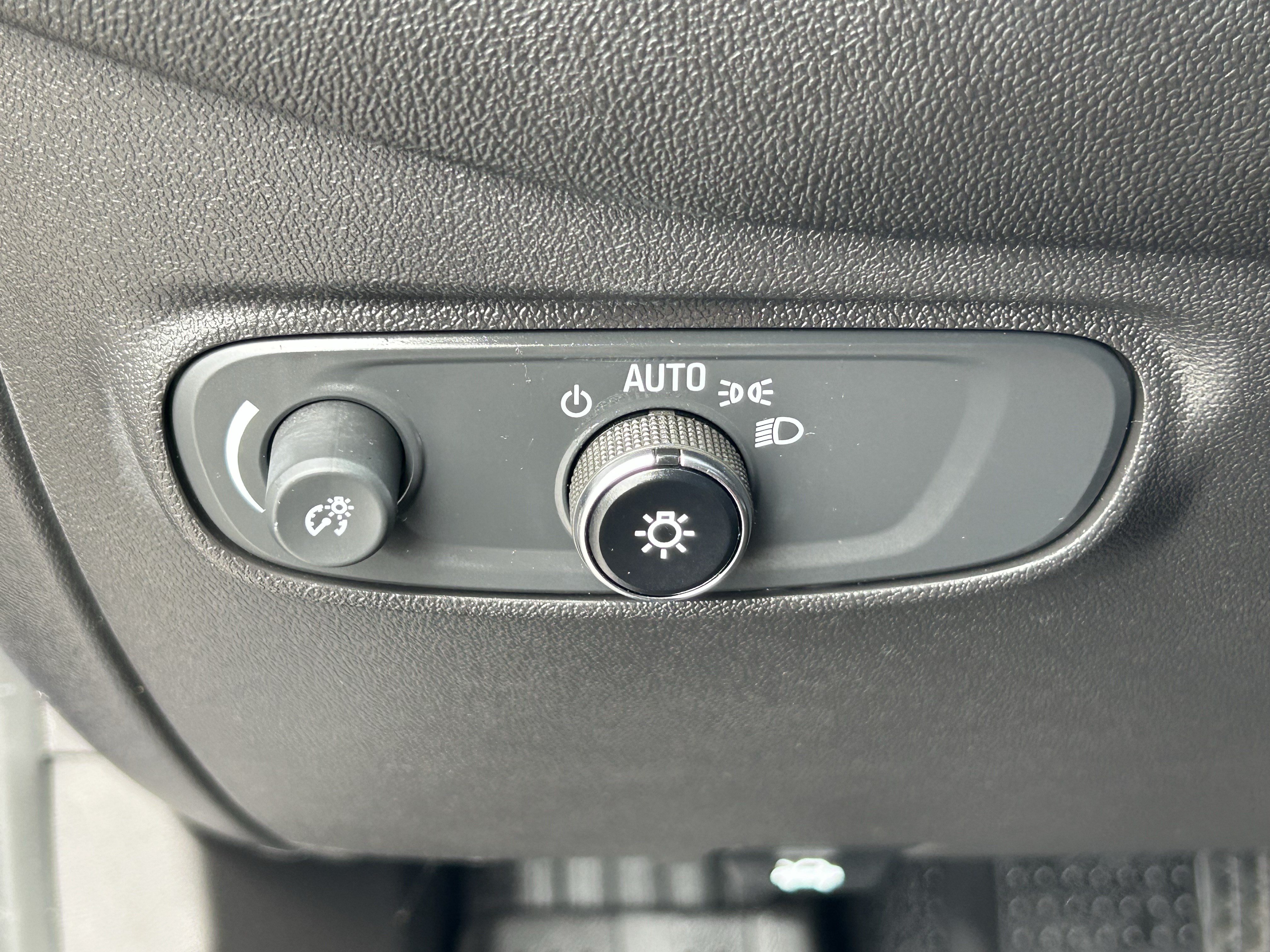 Used 2022 Chevrolet Equinox LT AWD/4WD image 20