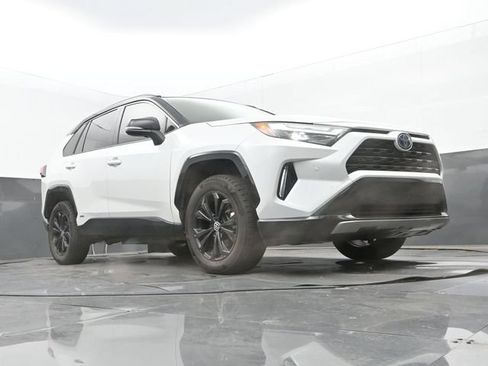 Used 2024 Toyota RAV4 XSE w/ Advanced Technology Package AWD/4WD image 9