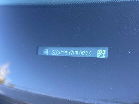 Used 2024 Chevrolet Silverado 2500 LTZ w/ LTZ Premium Package image 27