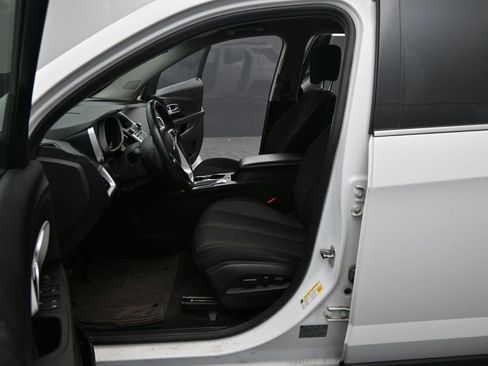 Used 2016 Chevrolet Equinox LT w/ Convenience Package FWD image 10