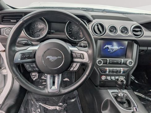 Used 2020 Ford Mustang GT Premium w/ GT Performance Package RWD image 18