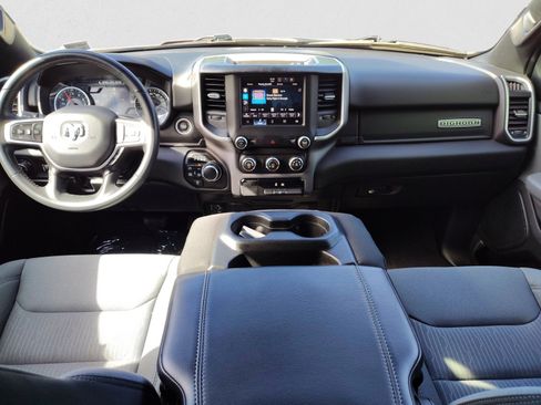 Used 2022 RAM 1500 Big Horn AWD/4WD image 12