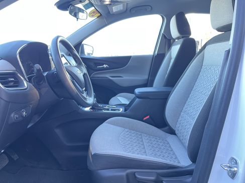 Used 2024 Chevrolet Equinox LS w/ Driver Confidence II Package image 16
