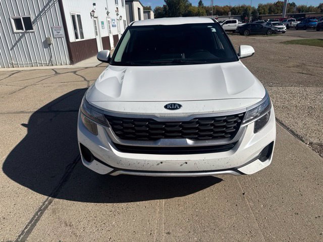 Used 2021 Kia Seltos LX AWD/4WD image 6
