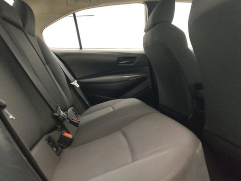 Used 2022 Toyota Corolla LE FWD image 19