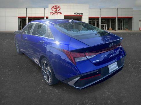 Used 2024 Hyundai Elantra Limited FWD image 6