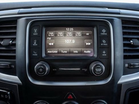 Used 2024 RAM 1500 Classic SLT image 20