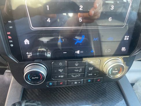 Used 2020 Ford F150 Raptor w/ Equipment Group 802A Luxury AWD/4WD image 21