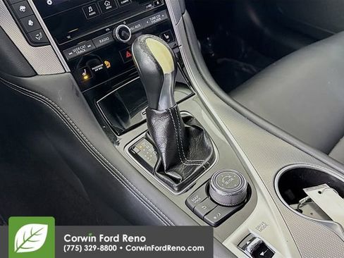 Used 2015 INFINITI Q50 Premium w/ Navigation Package image 17
