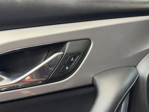 Used 2023 Chevrolet Blazer LT w/ LPO, Floor Liner Package image 9