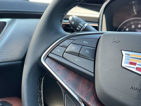 New 2026 Cadillac XT5 Premium Luxury w/ LPO, ONYX Package FWD image 34