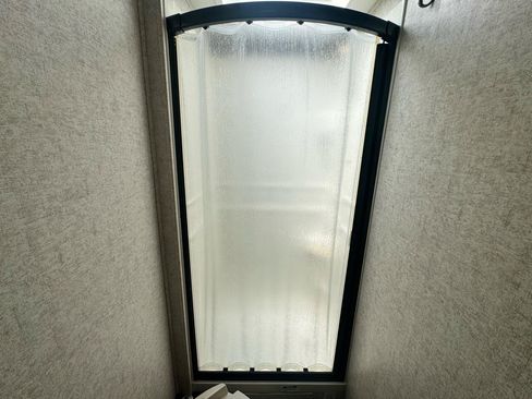 Used 2016 Mercedes-Benz Sprinter 3500 image 37