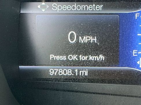 Used 2018 Ford Fusion SE FWD image 15