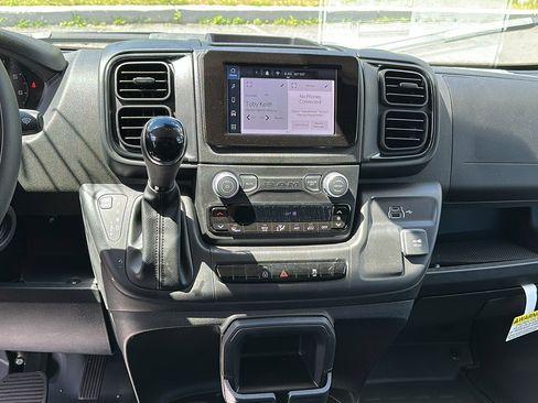 New 2025 RAM ProMaster 2500 image 13