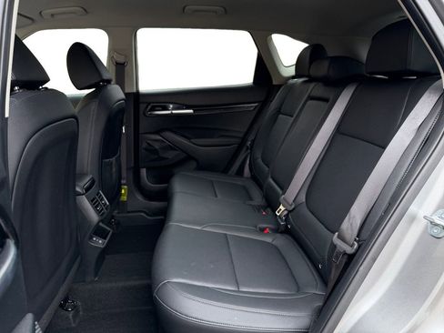 Used 2024 Kia Seltos EX FWD image 19