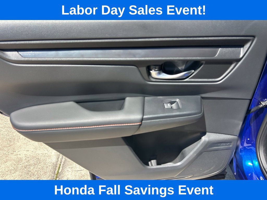 Used 2025 Honda CR-V Sport image 12