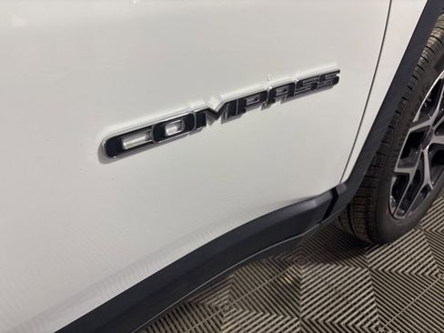 New 2026 Jeep Compass Limited image 3