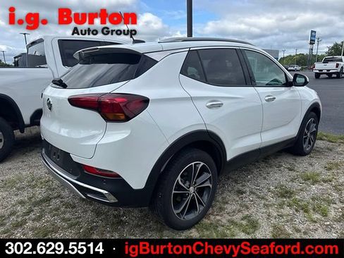 Used 2021 Buick Encore GX Essence w/ Advanced Technology Package FWD image 6