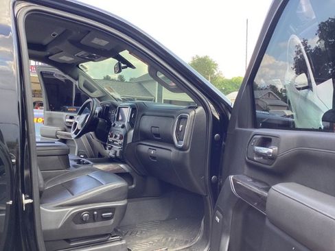 Used 2022 Chevrolet Silverado 2500 LTZ w/ LTZ Plus Package image 8