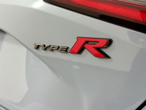 Used 2023 Honda Civic Type R image 13