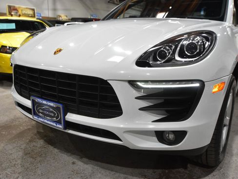 Used 2018 Porsche Macan image 5