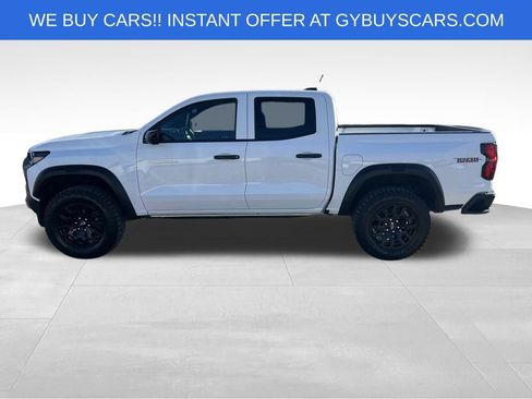 Used 2024 Chevrolet Colorado Trail Boss w/ Technology Package image 3