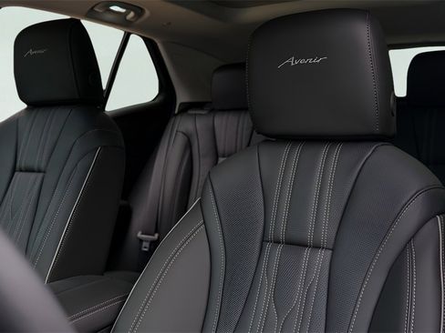 New 2026 Buick Envision Avenir image 11