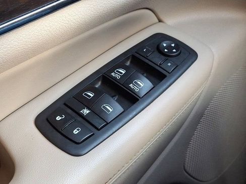 Certified 2018 Jeep Grand Cherokee Limited AWD/4WD image 29