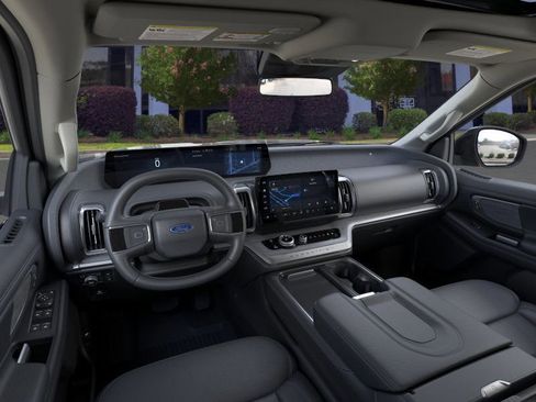 New 2026 Ford Expedition Platinum AWD/4WD image 32